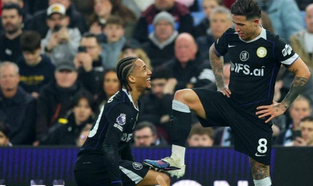 29分钟戴帽！1.2亿神锋打爆维拉，欧冠资格卡位战变惨案：11.6亿豪门4-1终结3轮不胜