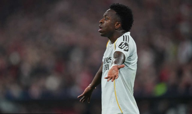 内讧？维尼修斯不传球贝林厄姆抱怨 小熊回怼：闭嘴吧！