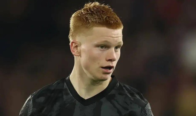 20岁新星首选西甲！皇马巴萨争抢，科曼亲聊国门大开