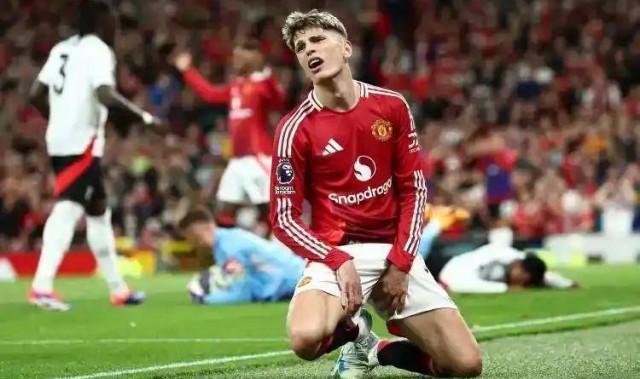 博加德建议加纳乔留队，斯洛特可以学习安胖